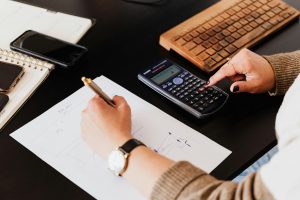 Blog header for How a Fractional CFO Can Help Your Organization Weather Uncertainty